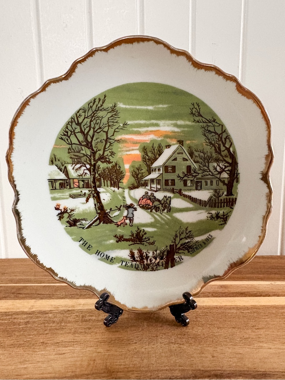 Vintage Currier & Ives The Homestead in Winter Decorative Plate 7”